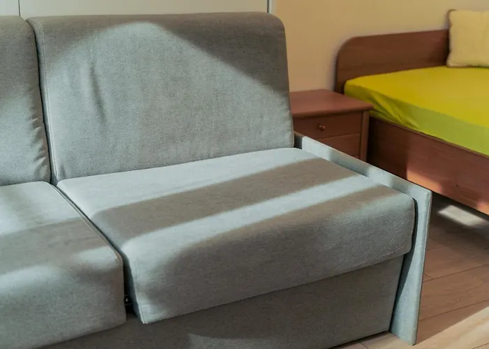 Dominika * 卢布尔雅那